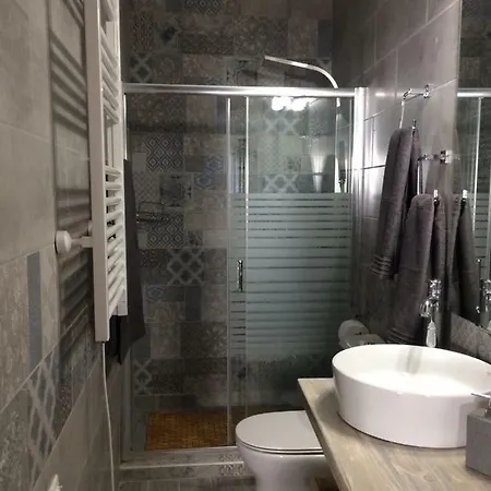 Ideally Situated Corfu Old Town Apartment