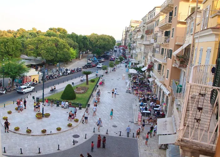 Ideally Situated Corfu Old Town Daire *